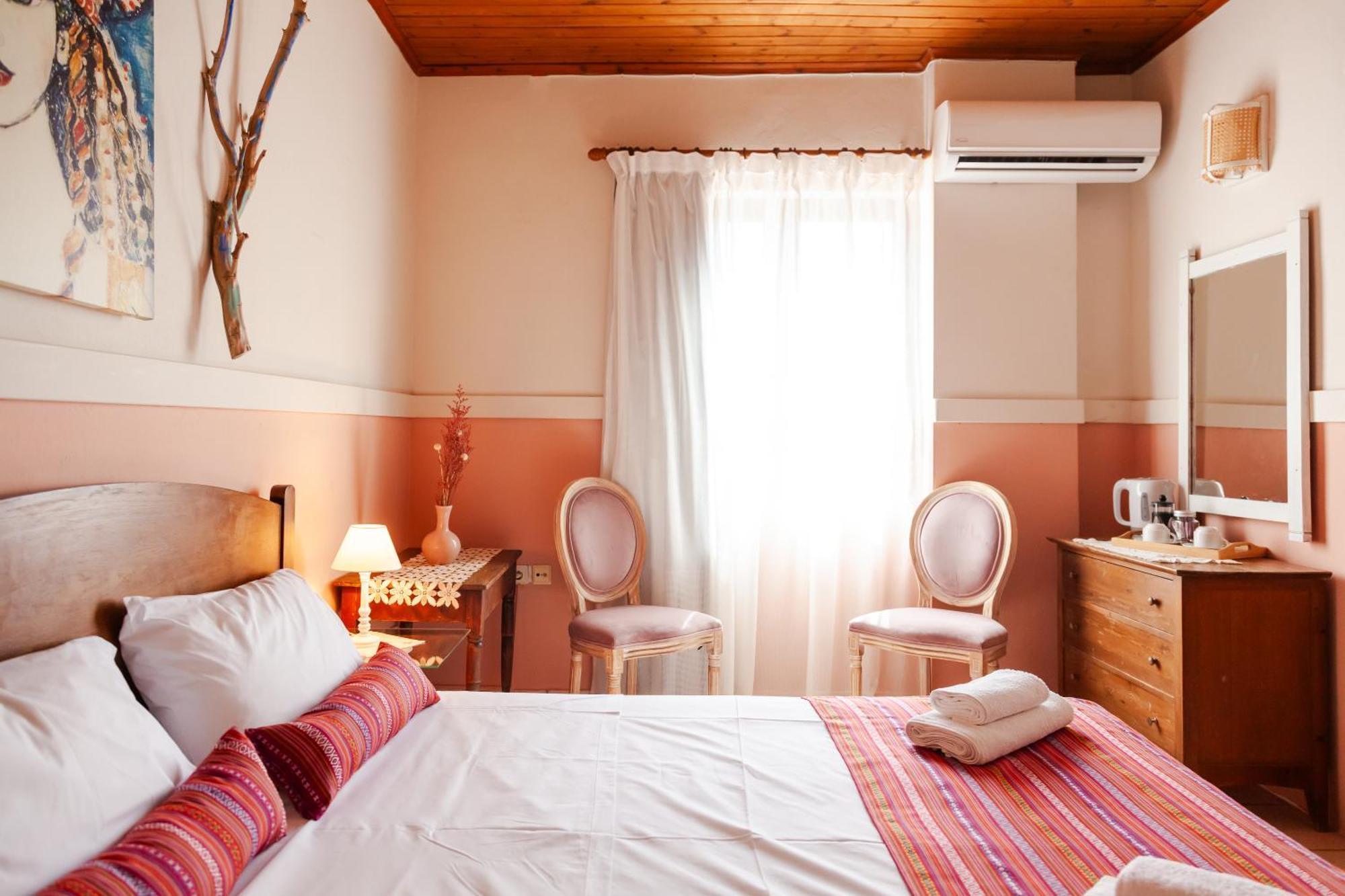 Amnisiades Apartments Karteros Luaran gambar