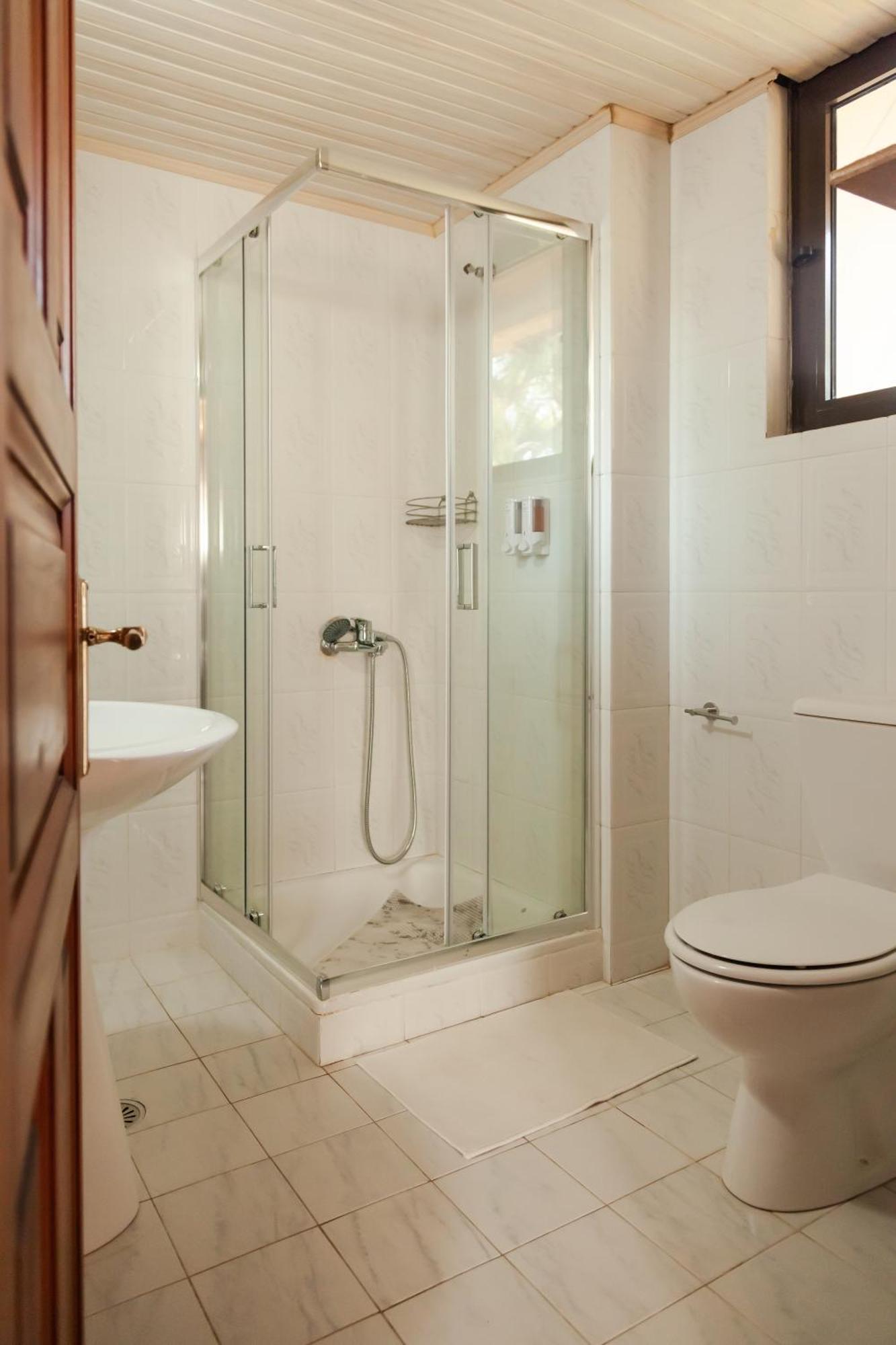 Amnisiades Apartments Karteros Luaran gambar